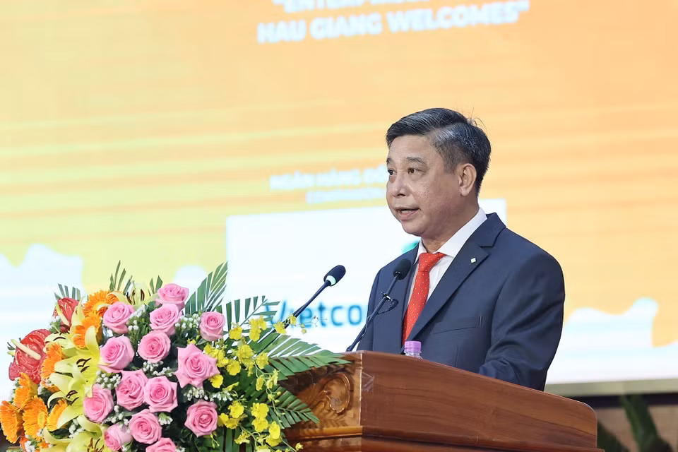 Chủ tịch UBND tỉnh Hậu Giang Đồng Văn Thanh phát biểu.(Ảnh: Dương Giang/TTXVN)