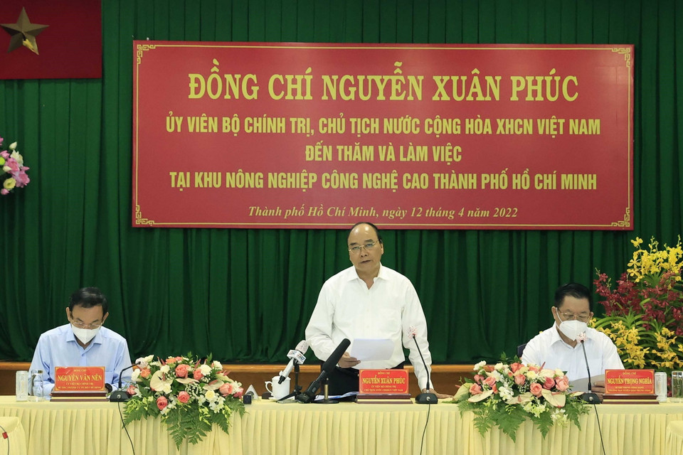 Chủ tịch nước Nguyễn Xuân Phúc phát biểu tại buổi làm việc. (Ảnh: Thống Nhất/TTXVN)