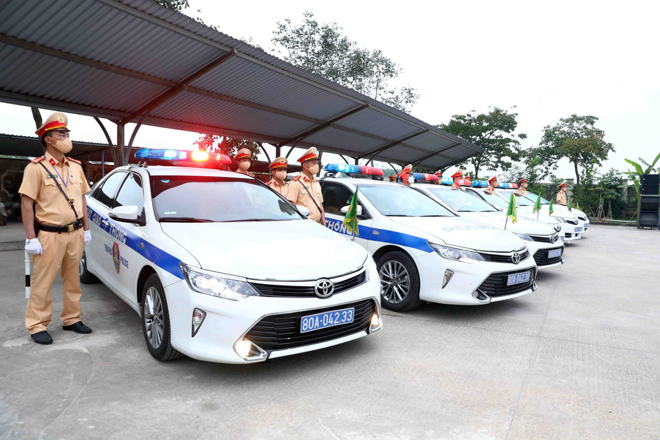 Trong ảnh: Lực lượng Cảnh sát giao thông tham dự buổi lễ ra quân. (Ảnh: Phạm Kiên/TTXVN)