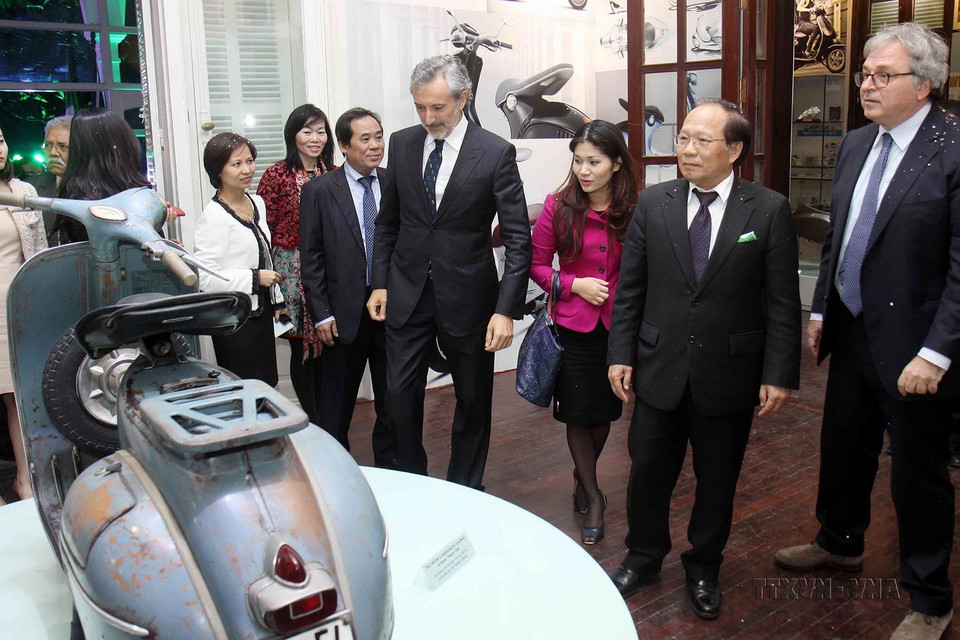 Đại sứ quán Italy chính thức khai trương Trung tâm Văn hóa và Thương hiệu Italy tại số 18, phố Lê Phụng Hiểu, ngày 11/4/2013. (Ảnh: Thanh Tùng/TTXVN)