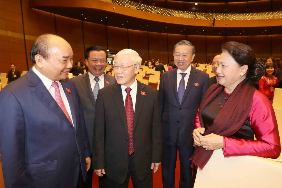 Tổng Bí thư, Chủ tịch nước Nguyễn Phú Trọng, Thủ tướng Nguyễn Xuân Phúc, Chủ tịch Quốc hội Nguyễn Thị Kim Ngân và các đại biểu dự kỳ họp. (Ảnh: Trí Dũng/TTXVN)