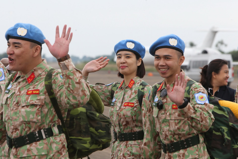 Cán bộ, chiến sỹ Bệnh viện dã chiến cấp 2 số 2 lên đường làm nhiệm vụ tại Phái bộ Liên hợp quốc tại Nam Sudan. (Ảnh: Dương Giang/TTXVN)