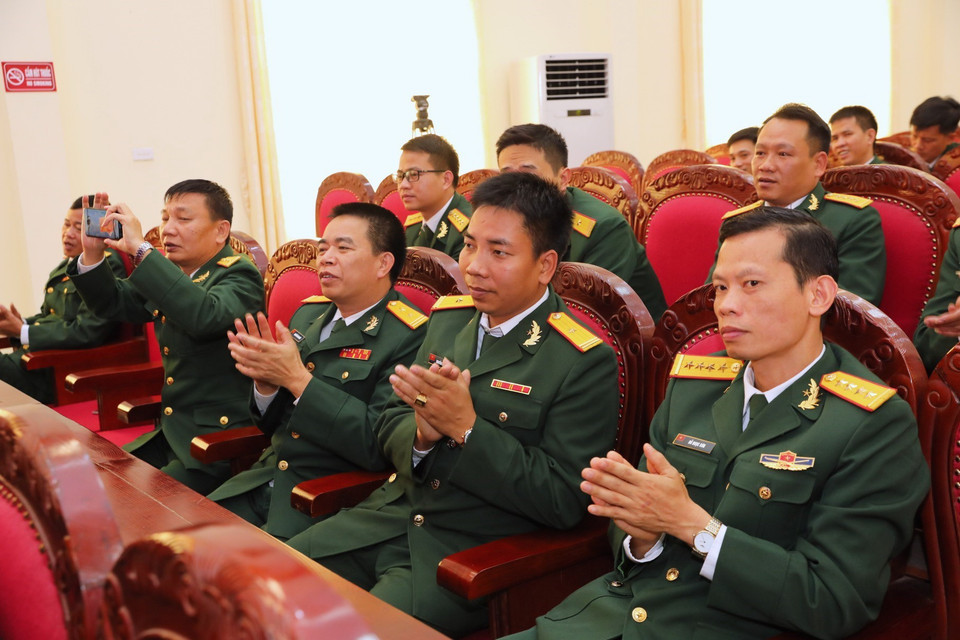 Các đại biểu tại buổi gặp mặt, giao lưu. (Ảnh: Thành Đạt/TTXVN)