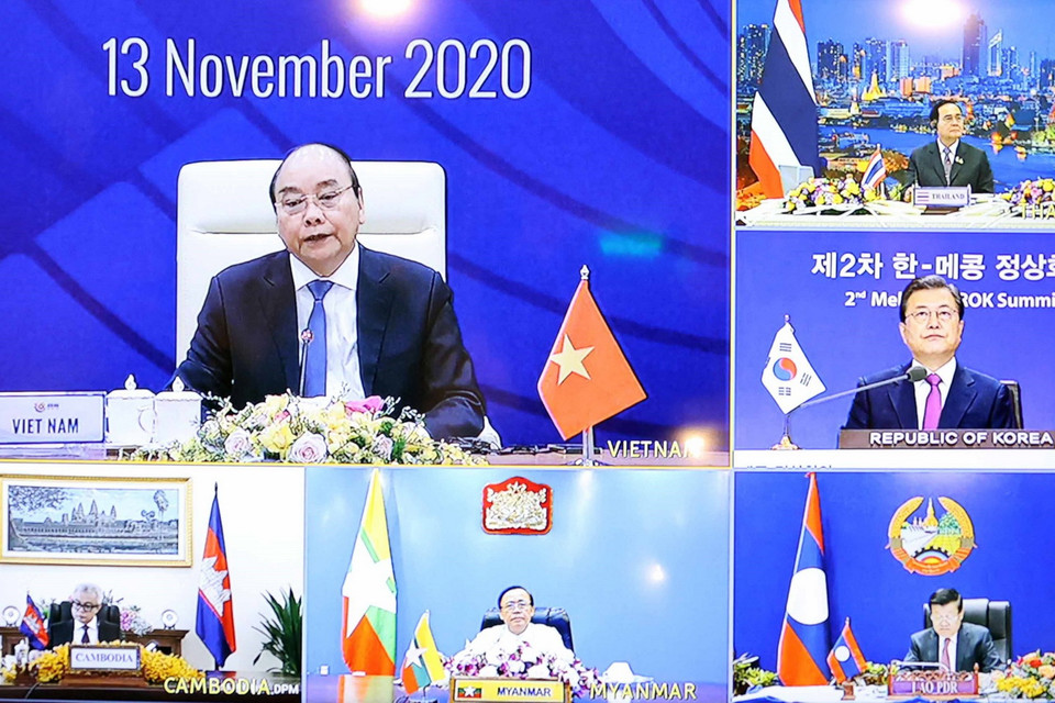 Thủ tướng Nguyễn Xuân Phúc và Tổng thống Hàn Quốc Moon Jae-in đồng chủ trì Hội nghị. (Ảnh: Thống Nhất/TTXVN)