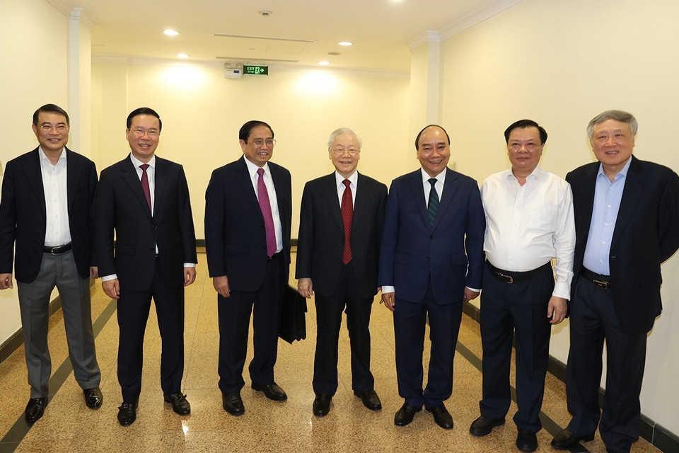 Tổng Bí thư Nguyễn Phú Trọng cùng các lãnh đạo Đảng, Nhà nước dự hội nghị. (Ảnh: Trí Dũng/TTXVN)