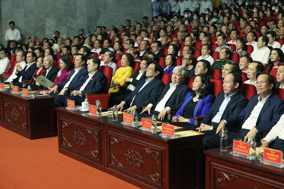 Chương trình là hoạt động thiết thực nhằm hưởng ứng phong trào thi đua 'Vì người nghèo-Không để ai bị bỏ lại phía sau' do Thủ tướng Chính phủ phát động và phát động Tháng cao điểm 'Vì người nghèo' năm 2022. (Ảnh: Dương Giang/TTXVN)