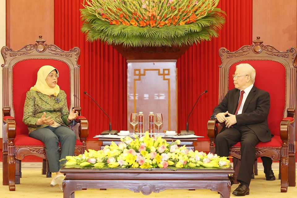 Tổng Bí thư Nguyễn Phú Trọng tiếp Tổng thống Cộng hòa Singapore Halimah Yacob. (Ảnh: Trí Dũng/TTXVN)