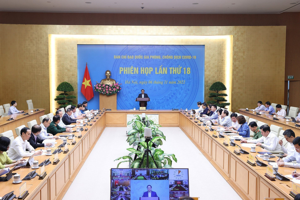 Thủ tướng Phạm Minh Chính, Trưởng Ban Chỉ đạo chủ trì Phiên họp lần thứ 18 Ban Chỉ đạo phòng, chống dịch COVID-19. (Ảnh: Dương Giang/TTXVN)