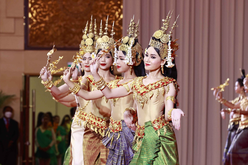 Chương trình nghệ thuật chào mừng Lễ khai mạc AIPA-43.(Ảnh: Doãn Tấn/TTXVN)