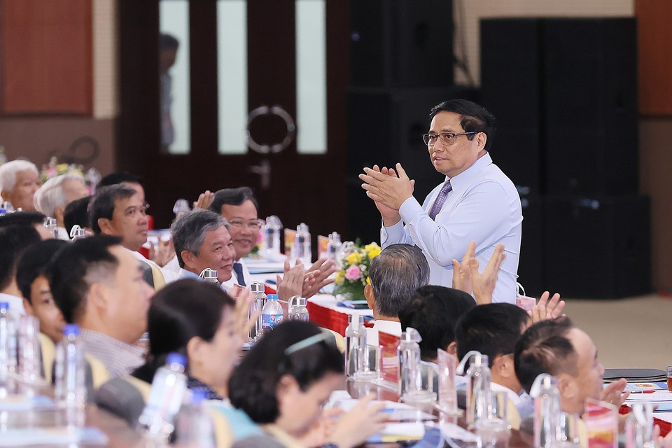 Thủ tướng Phạm Minh Chính đến dự Hội nghị Công bố Quy hoạch tỉnh Trà Vinh. (Ảnh: Dương Giang/TTXVN)