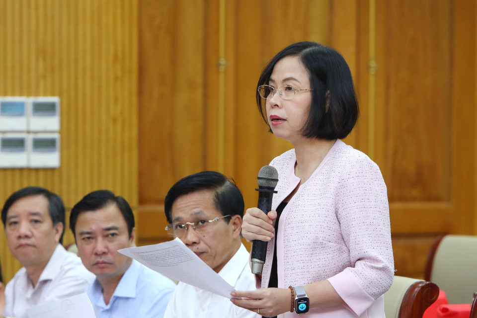 Bà Vũ Việt Trang, Ủy viên Ban Chấp hành Đảng bộ Khối, Bí thư Đảng ủy, Tổng Giám đốc Thông tấn xã Việt Nam, phát biểu tại hội nghị. (Ảnh: An Đăng/TTXVN)