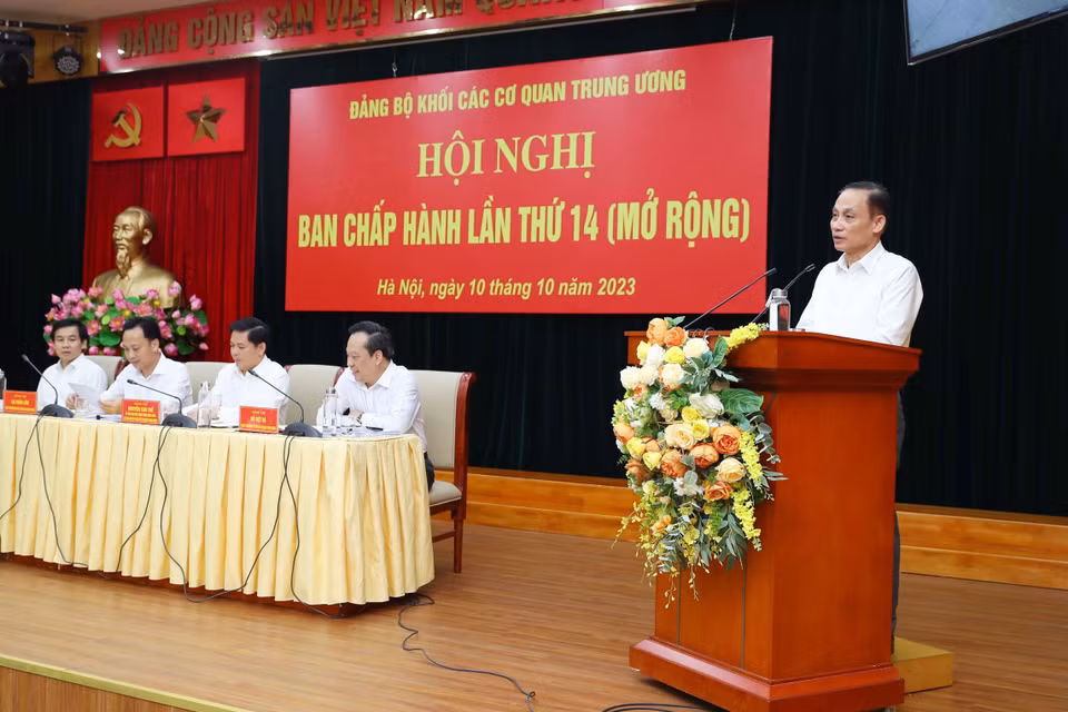 Bí thư Trung ương Đảng, Trưởng Ban Đối ngoại Trung ương Lê Hoài Trung phát biểu chỉ đạo. (Ảnh: An Đăng/TTXVN)