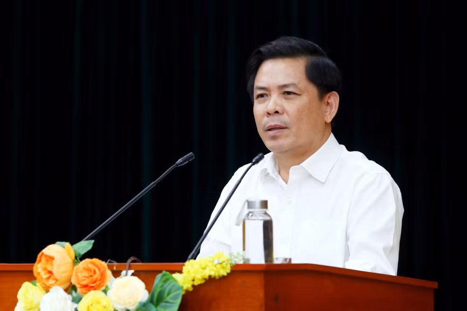 Bí thư Đảng ủy Khối các cơ quan Trung ương Nguyễn Văn Thể phát biểu. (Ảnh: An Đăng/TTXVN)