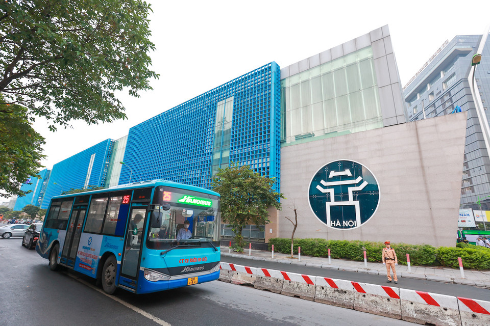 Tuyến đường sắt Cát Linh-Hà Đông sẽ miễn phí cho tất cả hành khách đi tàu trong 15 ngày đầu vận hành. (Ảnh: Minh Sơn/Vietnam+)