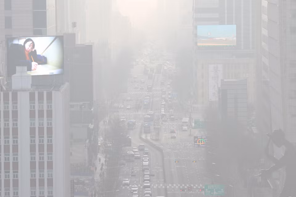  Bụi mịn bao phủ thủ đô Seoul, Hàn Quốc, ngày 3/3/2019. (Ảnh: YONHAP/TTXVN phát)