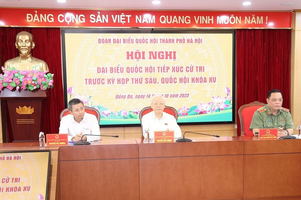 Tổng Bí thư Nguyễn Phú Trọng dự buổi tiếp xúc cử tri tại quận Đống Đa. (Ảnh: Trí Dũng/TTXVN)