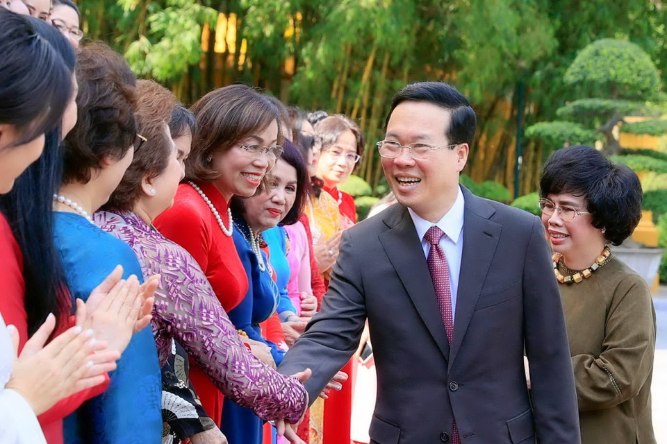 Chủ tịch nước Võ Văn Thưởng và các đại biểu. (Ảnh: Thống Nhất/TTXVN)