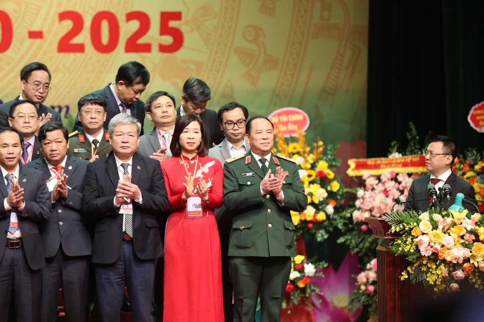 Chủ tịch Hội nhà báo Việt Nam khóa XI, ông Lê Quốc Minh phát biểu bế mạc Đại hội. (Ảnh: Hoài Nam/Vietnam+)