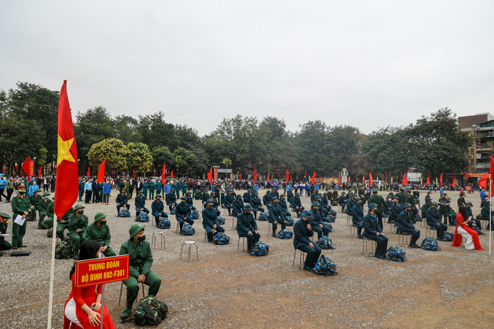 Trong ngày 27/2, Hà Nội và 20 tỉnh trên cả nước sẽ tổ chức giao nhận quân (Lạng Sơn, Cao Bằng, Bắc Giang, Bắc Kạn, Bắc Ninh, Thái Nguyên, Thanh Hóa, Quảng Bình, Thừa Thiên-Huế, thành phố Đà Nẵng, Quảng Nam, Quảng Ngãi, Bình Định, Phú Yên, Khánh Hòa, Ninh Thuận, Kon Tum, Gia Lai, Đắk Lắk, Đắk Nông.)