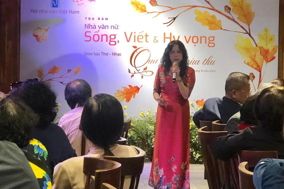 Nhà thơ Nguyễn Thúy Quỳnh đến từ Thái Nguyên. (Ảnh: PV/Vietnam+)