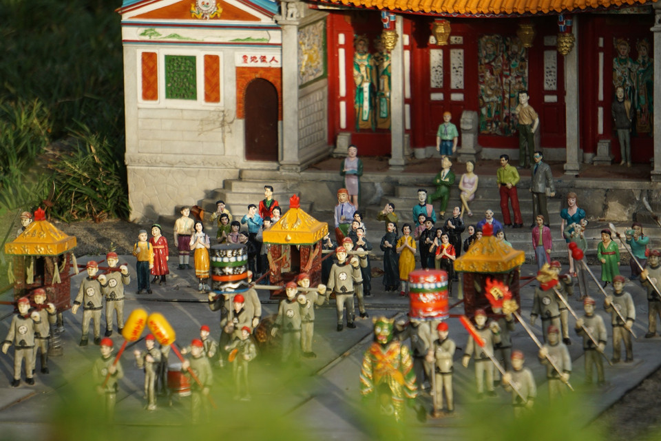 Khu Mini World được chia thành các chủ đề thu nhỏ, gồm: Đài Loan, Trung Hoa, châu Á, châu Âu và châu Mỹ, nơi các du khách có thể tìm thấy những mô hình kỳ quan kiến trúc-điêu khắc của từng quốc gia và khu vực. (Ảnh: Trần Long/Vietnam+)