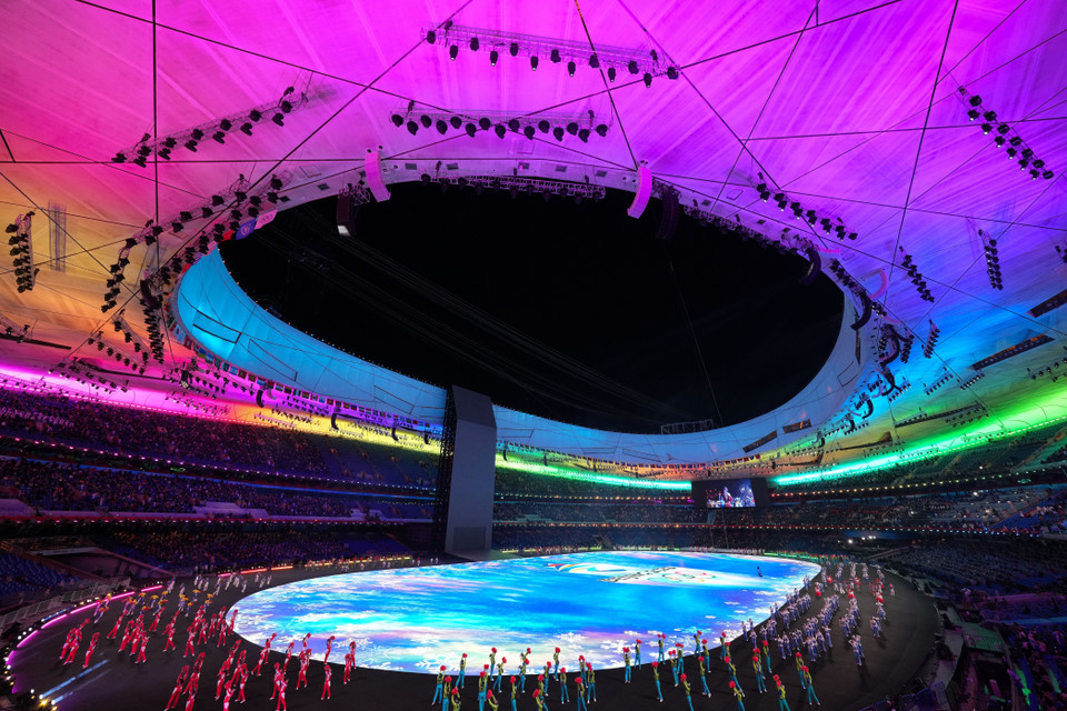 Các nghệ sỹ biểu diễn trong lễ khai mạc Olympic mùa Đông Bắc Kinh 2022 tại Sân vận động quốc gia ở thủ đô Bắc Kinh, Trung Quốc, ngày 4/2/2022. (Ảnh: THX/TTXVN)