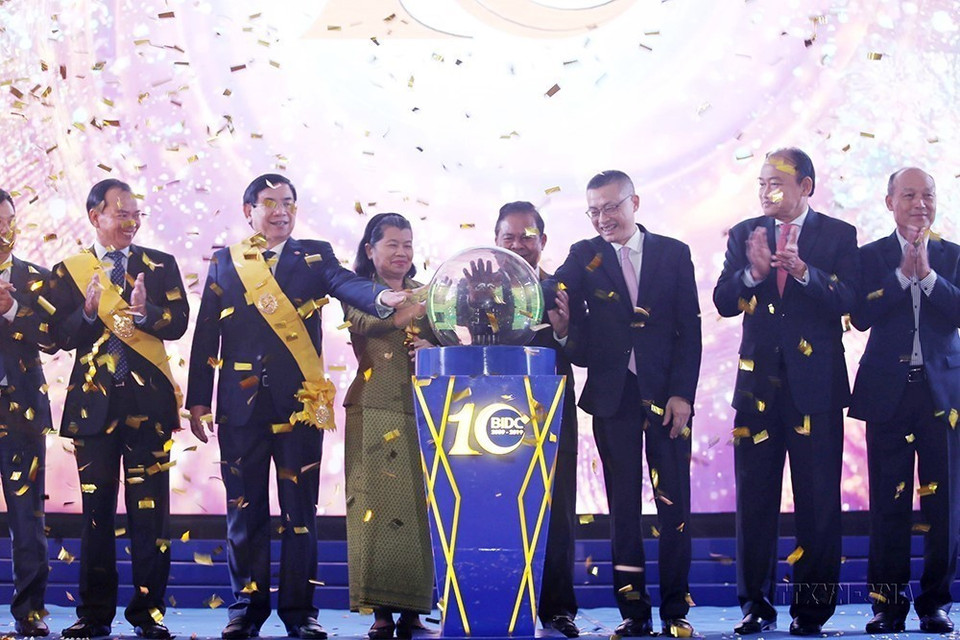 Ngày 6/12/2019, tại thành phố Hạ Long (Quảng Ninh) diễn ra kỳ họp lần thứ IV giữa Bộ Quốc phòng Việt Nam với Hội đồng Quốc gia Mặt trận Đoàn kết phát triển Tổ quốc Campuchia. (Ảnh: Văn Đức/TTXVN)