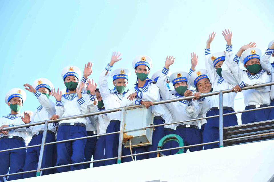 Buổi tiễn đoàn công tác lên đường đi chúc Tết quân, dân huyện đảo Trường Sa. (Ảnh: Minh Đức/TTXVN)