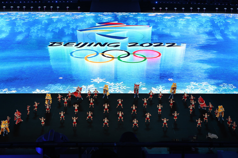 Các nghệ sỹ biểu diễn trong lễ khai mạc Olympic mùa Đông Bắc Kinh 2022 tại Sân vận động quốc gia ở thủ đô Bắc Kinh, Trung Quốc, ngày 4/2/2022. (Ảnh: THX/TTXVN)