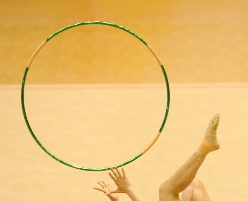 Bài biểu diễn với vòng của VĐV Nguyễn Hà My (Việt Nam). (Ảnh: Phạm Hậu/TTXVN)