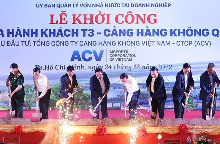 Đây là dự án giao thông trọng điểm quốc gia giúp nâng công suất khai thác Cảng hàng không Quốc tế Tân Sơn Nhất lên 50 triệu khách/năm, khắc phục tình trạng quá tải sân bay hiện nay. (Ảnh: Dương Giang/TTXVN)