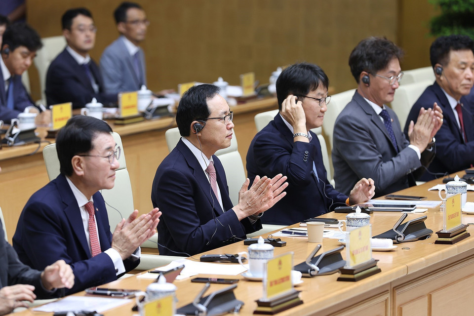 Đại diện các tổ chức, hiệp hội doanh nghiệp Hàn Quốc tại Việt Nam tham dự buổi làm việc. (Ảnh: Dương Giang/TTXVN)