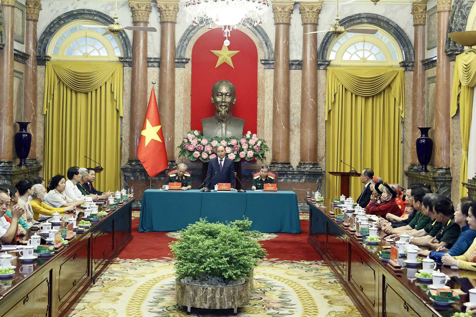 Chủ tịch nước Nguyễn Xuân Phúc phát biểu tại buổi gặp. (Ảnh: Thống Nhất/TTXVN)