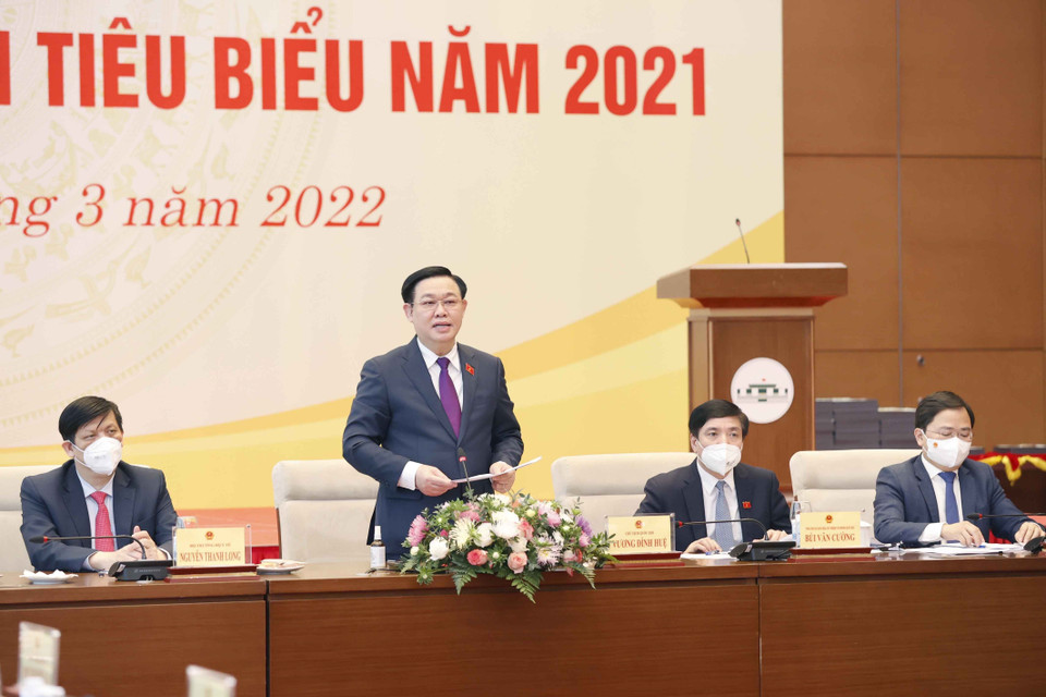 Chủ tịch Quốc hội Vương Đình Huệ phát biểu tại buổi gặp mặt. (Ảnh: Doãn Tấn/TTXVN)