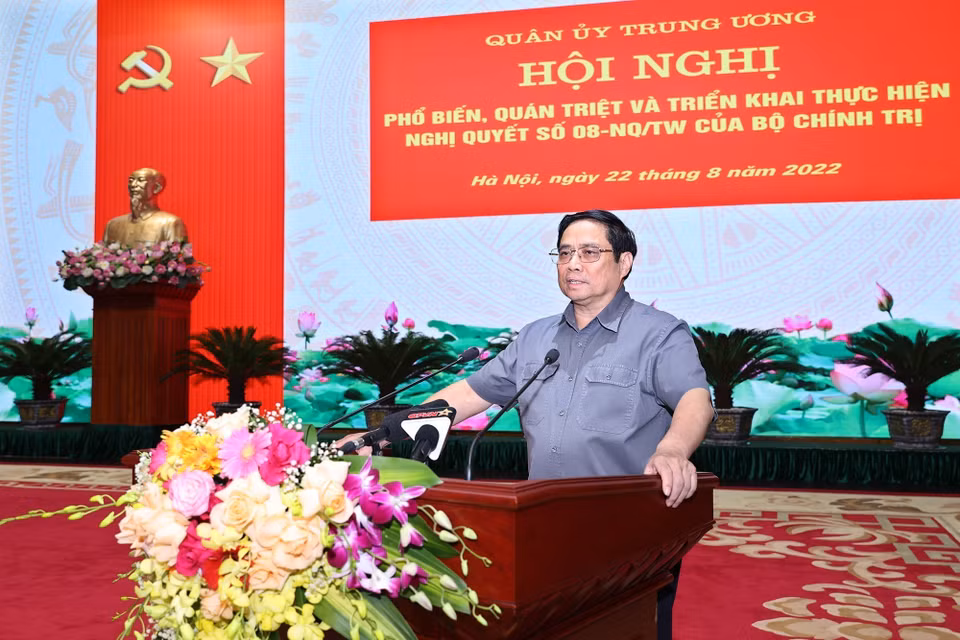 Thủ tướng Phạm Minh Chính phát biểu chỉ đạo Hội nghị quán triệt và triển khai thực hiện Nghị quyết 08-NQ/TW. (Ảnh: Dương Giang/TTXVN)