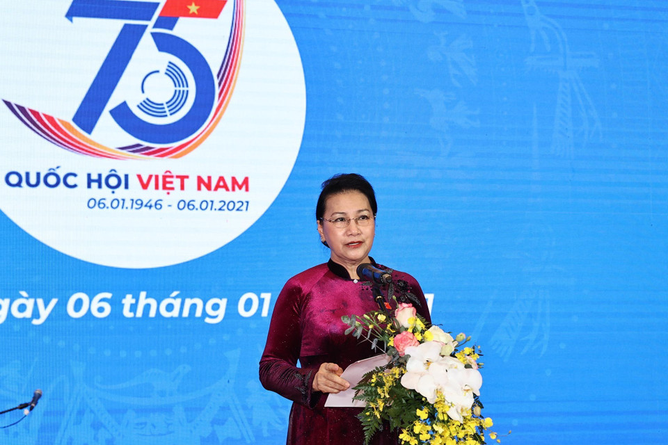 Chủ tịch Quốc hội Nguyễn Thị Kim Ngân phát biểu tại buổi gặp mặt. (Ảnh: Trọng Đức/TTXVN)