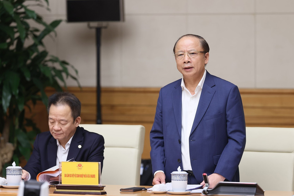 Chủ tịch Hiệp hội Doanh nghiệp Vừa và Nhỏ Nguyễn Văn Thân báo cáo tình hình hoạt động của các doanh nghiệp. (Ảnh: Dương Giang/TTXVN)