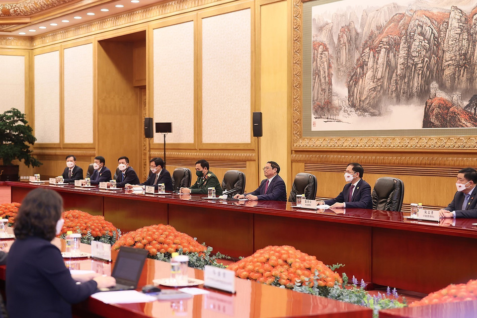 Tại cuộc hội kiến, hai bên cũng trao đổi về các vấn đề quốc tế, khu vực cùng quan tâm, nhất trí cùng kiểm soát và xử lý thỏa đáng bất đồng, duy trì hòa bình, ổn định ở trên biển, củng cố môi trường thuận lợi cho sự phát triển của mỗi nước. (Ảnh: Dương Giang/TTXVN)