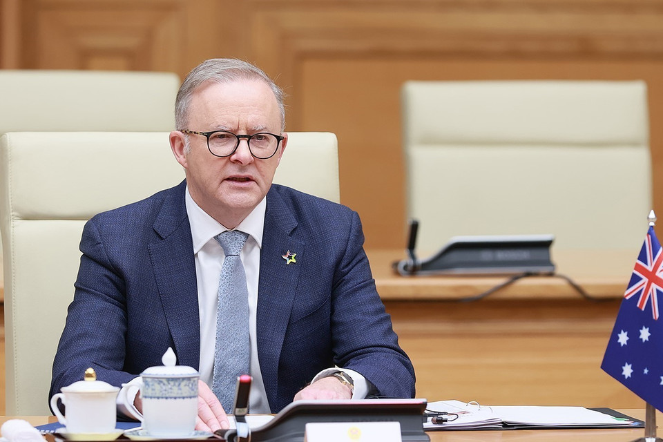 Thủ tướng Australia Anthony Albanese phát biểu tại cuộc hội đàm. (Ảnh: Dương Giang/TTXVN)