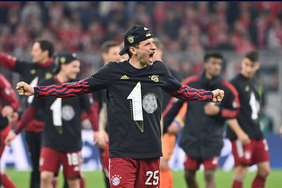 Thomas Muller dã có danh hiệu vô địch Bundesliga thứ 11 của mình. (Nguồn: FcBayern)