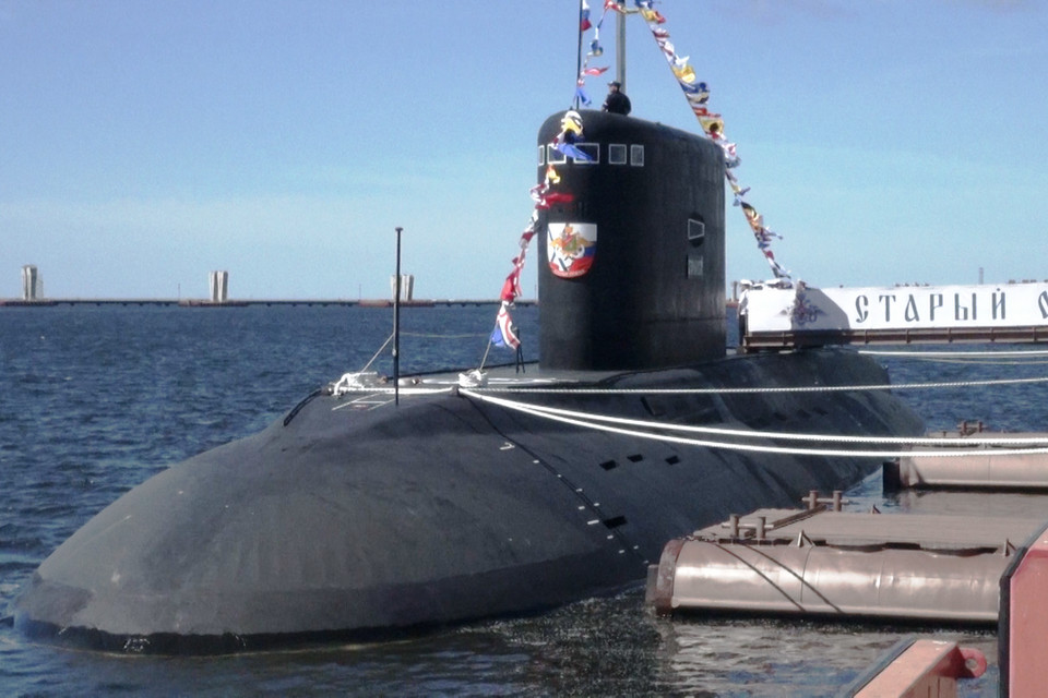 Tàu ngầm diesel-điện Stary Oskol (Dự án 636 lớp Varshavyanka). (Ảnh: Duy Trinh/Vietnam+)