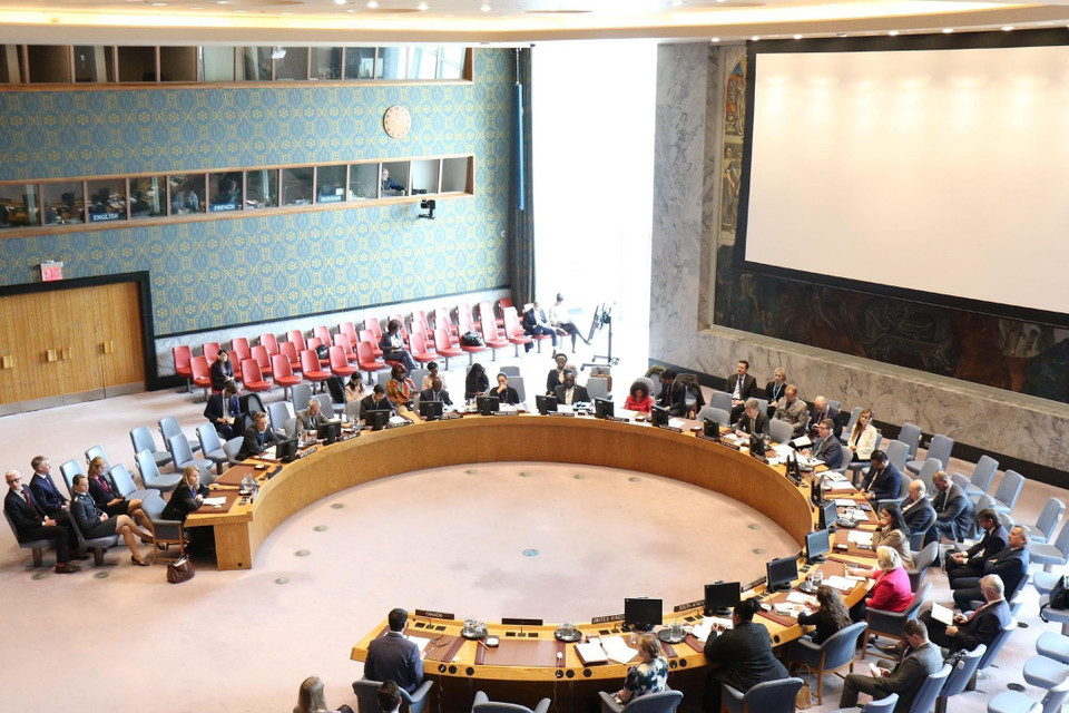 Ngày 11/4/2019, tại trụ sở Liên hợp quốc ở New York (Mỹ), Hội đồng Bảo an Liên hợp quốc tổ chức phiên thảo luận mở với chủ đề 'Phụ nữ trong hoạt động gìn giữ hòa bình của Liên hợp quốc.' Thứ trưởng Bộ Ngoại giao Lê Hoài Trung, Trưởng đoàn Việt Nam tham dự và có bài phát biểu tại phiên thảo luận. (Ảnh: Hoài Thanh/TTXVN)