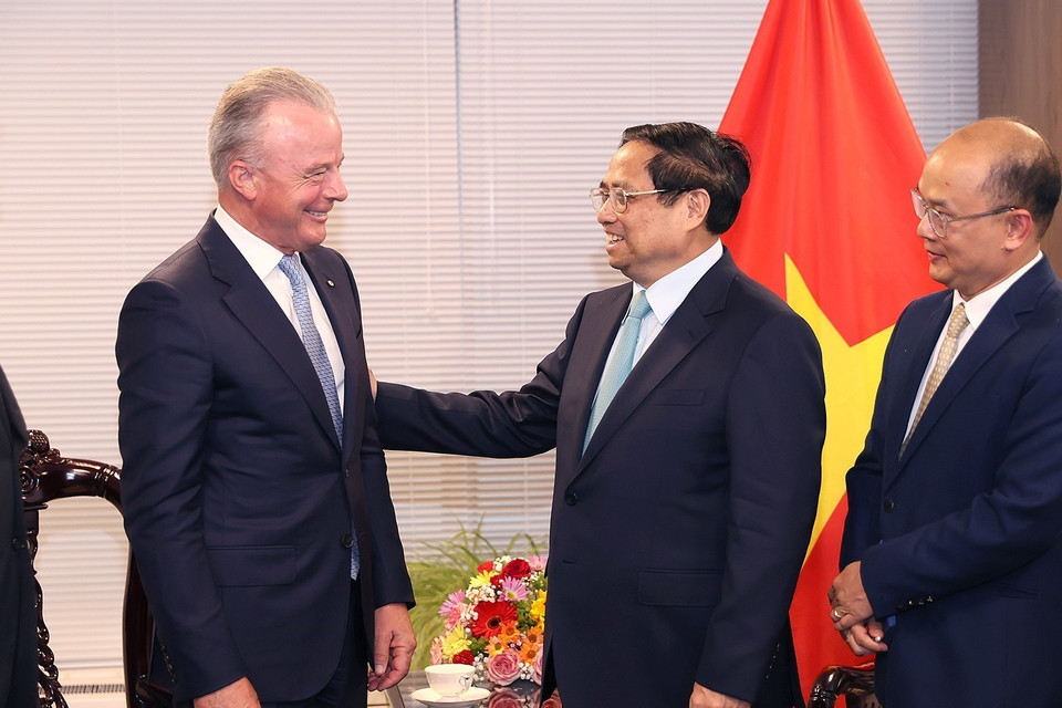 Thủ tướng Phạm Minh Chính tiếp lãnh ông Brendan Nelson AO, Phó chủ tịch cấp cao Tập đoàn Boeing, kiêm Chủ tịch Boeing Toàn cầu. (Ảnh: Dương Giang/TTXVN)