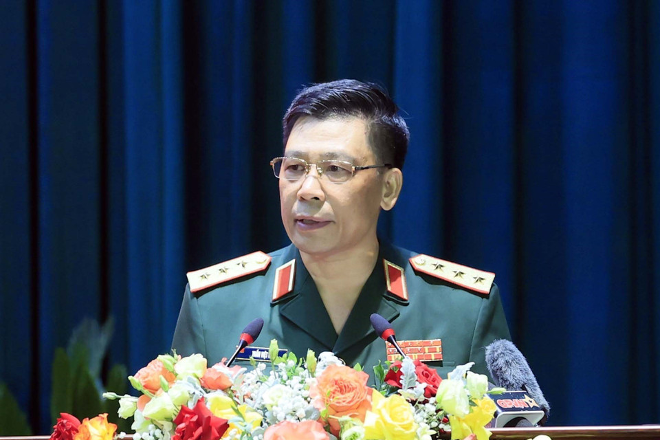 Thượng tướng Trần Việt Khoa, Giám đốc Học viện Quốc phòng, phát biểu. (Ảnh: Thống Nhất/TTXVN) 