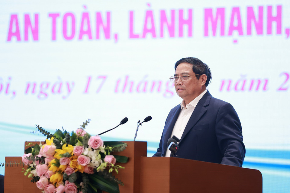 Hình ảnh Thủ tướng Phạm Minh Chính phát biểu chỉ đạo hội nghị. (Ảnh: Dương Giang/TTXVN)