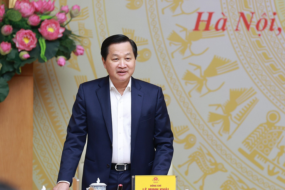 Phó Thủ tướng Lê Minh Khái điều hành thảo luận. (Ảnh: Dương Giang/TTXVN)