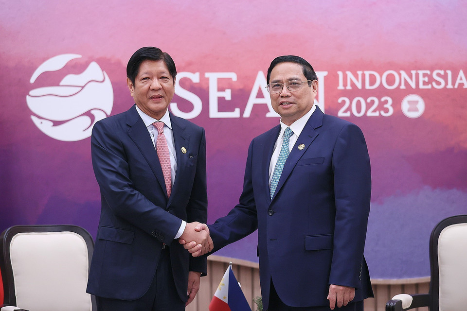Thủ tướng Phạm Minh Chính và Tổng thống Philippines Ferdinand Romualdez Marcos Jr. (Ảnh: Dương Giang/TTXVN)