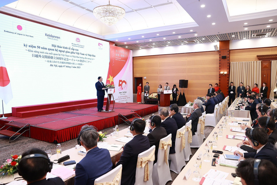 Hội thảo kinh tế cấp cao nhân kỷ niệm 50 năm thiết lập quan hệ ngoại giao giữa Việt Nam-Nhật Bản có chủ đề Khả năng mới của mối quan hệ Việt Nam và Nhật Bản hướng đến tương lai. (Ảnh: Dương Giang/Vietnam+) 