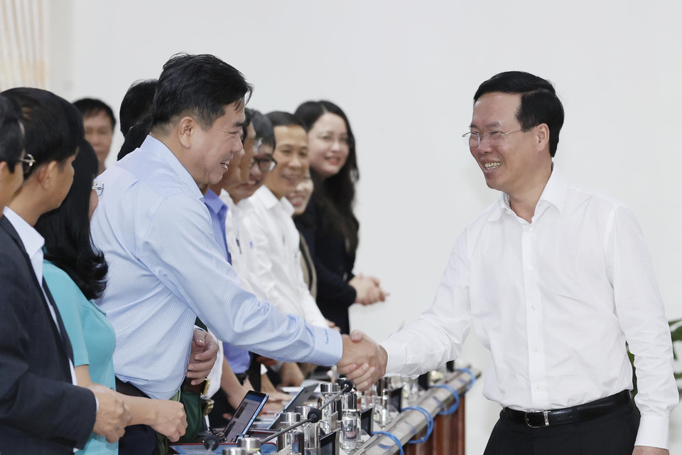 Chiều 10/11/2023, tại thành phố Tuy Hòa, Chủ tịch nước Võ Văn Thưởng làm việc với lãnh đạo chủ chốt tỉnh Phú Yên về triển khai thực hiện nhiệm vụ nửa đầu nhiệm kỳ Nghị quyết Đại hội XIII của Đảng, Nghị quyết Đại hội Đảng bộ tỉnh lần thứ XVII, nhiệm kỳ 2020-2025. (Ảnh: Thống Nhất/TTXVN)