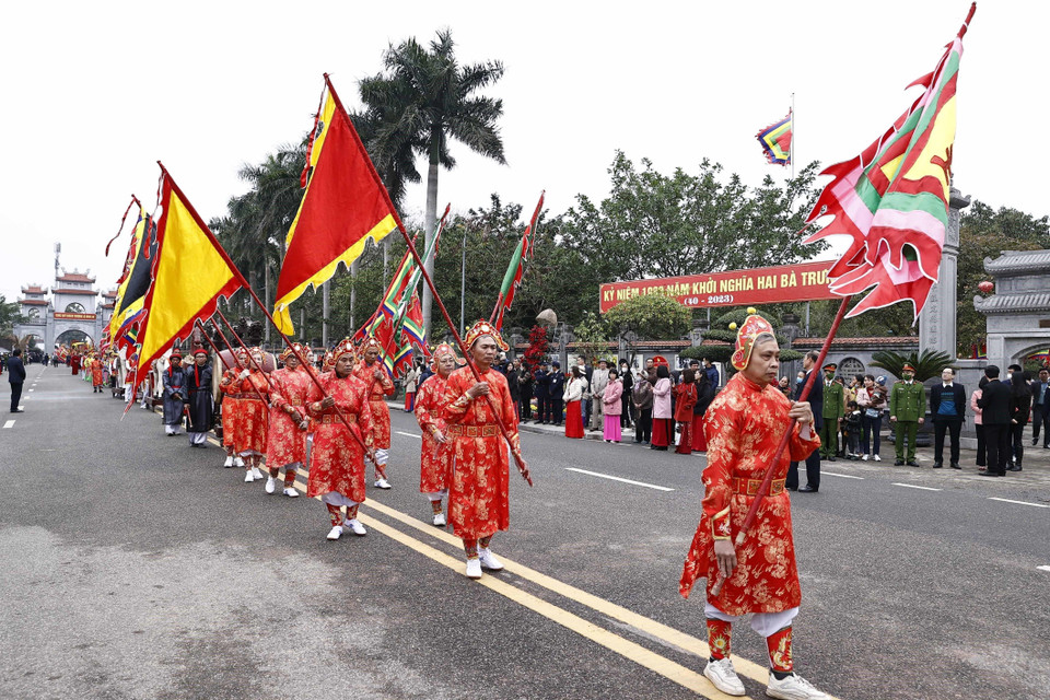 Lễ kỷ niệm 1983 năm cuộc khởi nghĩa Hai Bà Trưng và khai mạc Lễ hội Đền Hai Bà Trưng Xuân Quý Mão 2023. (Ảnh: Thống Nhất/TTXVN)